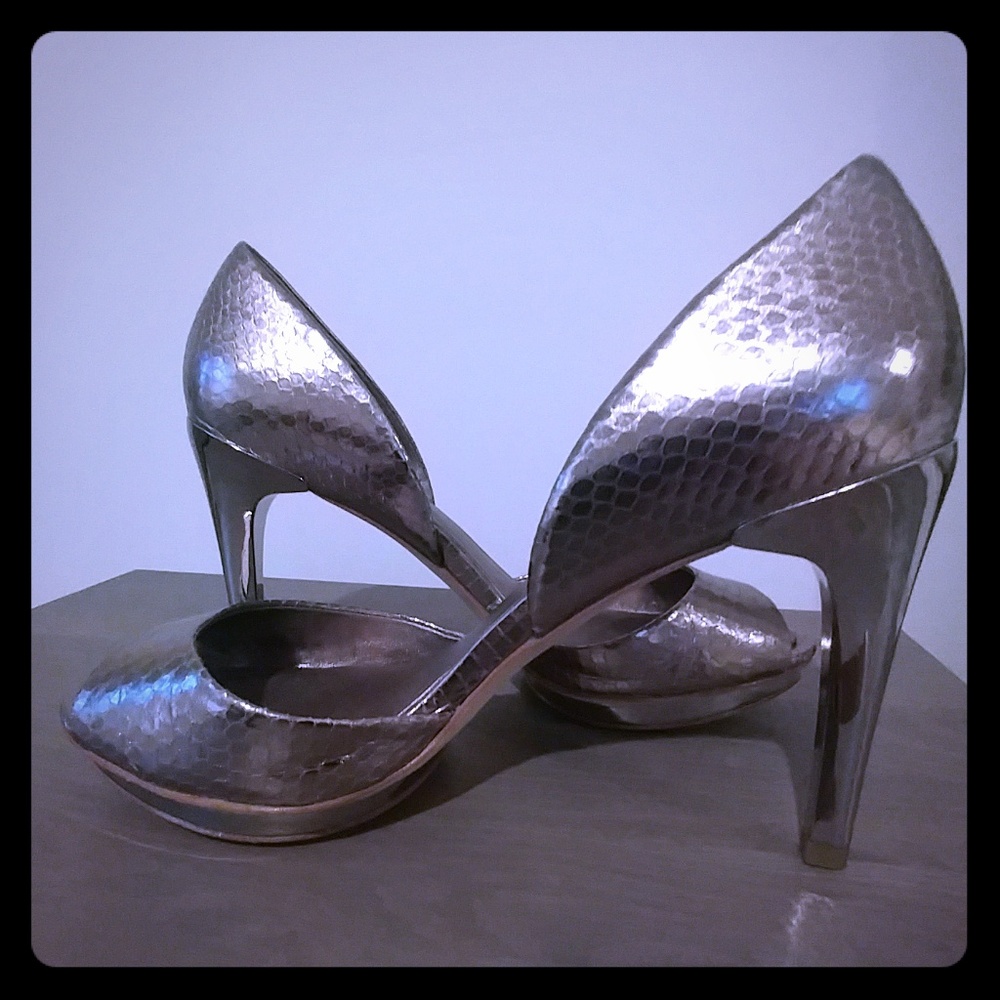 Vero Cuoio Silver Heels